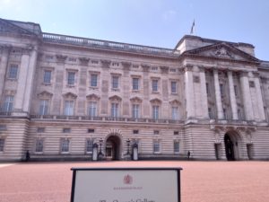 Buckingham Palace. Travel Brazil. Ana Heloisa Arantes