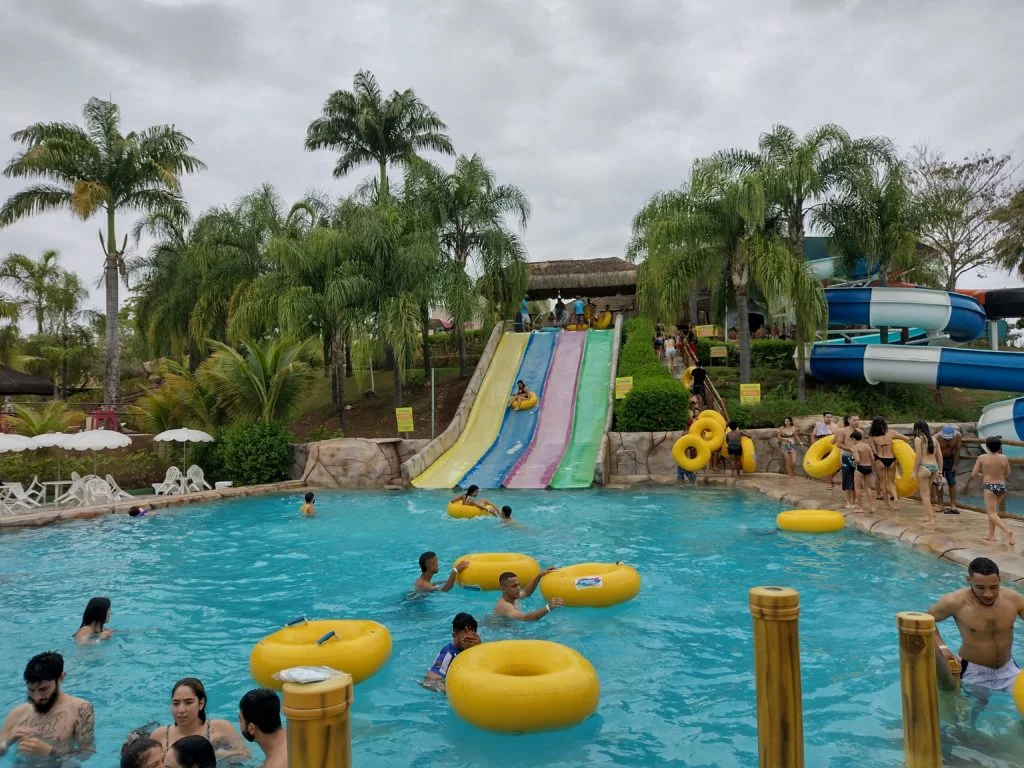 Thermas Water Park - Parque aquático - Escorregador de bóia